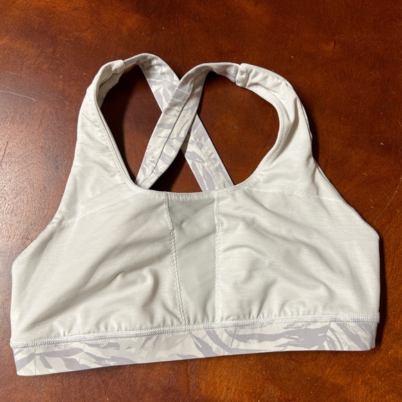 Lululemon sport bra - Picture 2 of 3